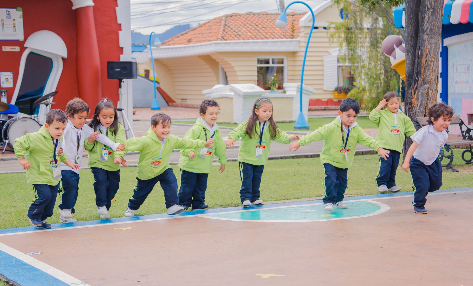 Tiny Town Kindergarten (Cajicá) - instalaciones - 1