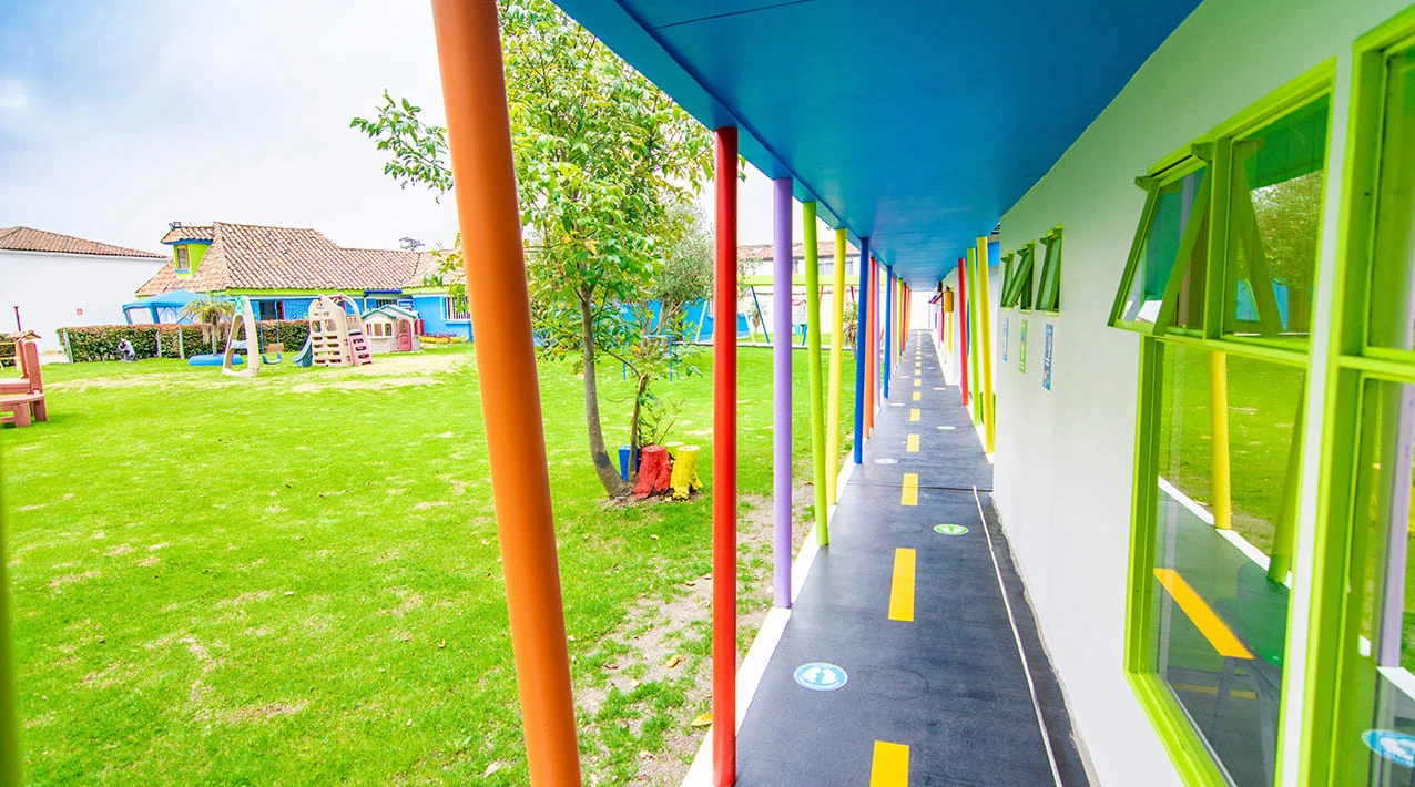 Universo Mágico Jardín infantil – Sede Campestre (Chía) - instalaciones - 4