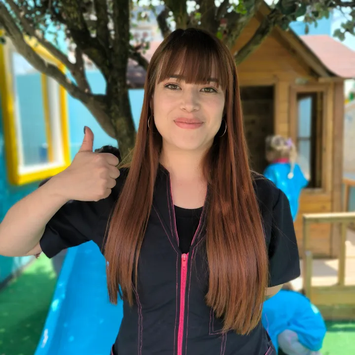 Foto de Nathalia Sánchez de admisiones en Thumbs Up Kindergarden (Bogotá)