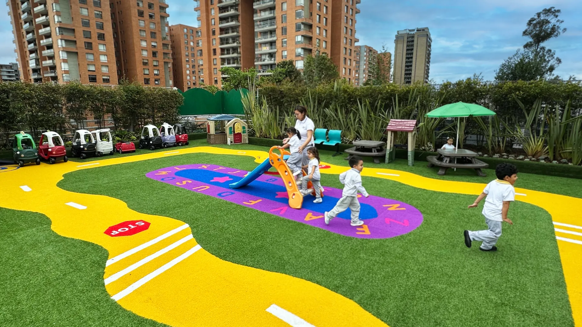 Dreams Kindergarten Mazurén (Bogotá) - instalaciones - 12