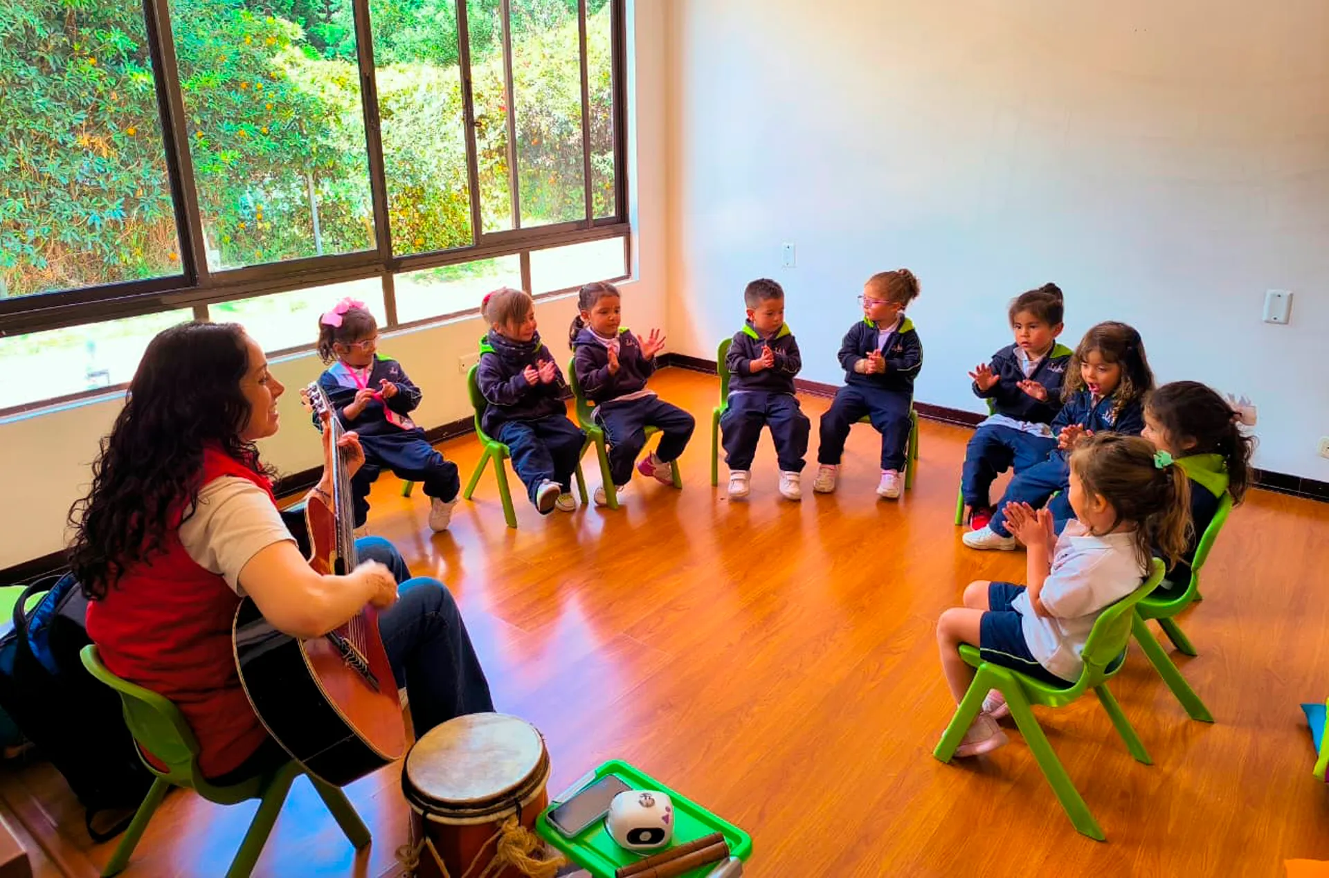 Santa Bárbara Preschool (Cajicá) - instalaciones - 1