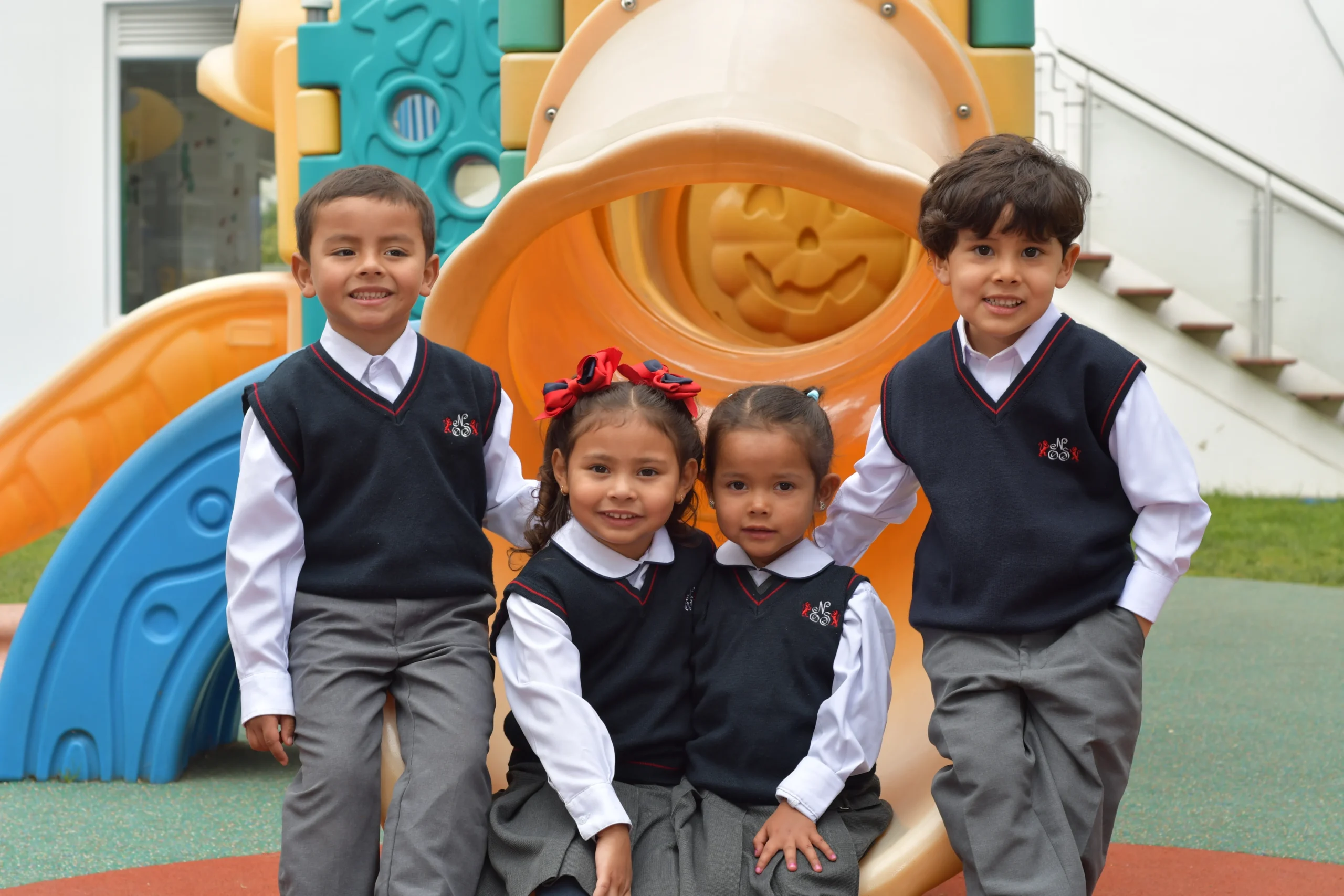 Preescolar Colegio Nueva Inglaterra (Bogotá) - instalaciones - 2
